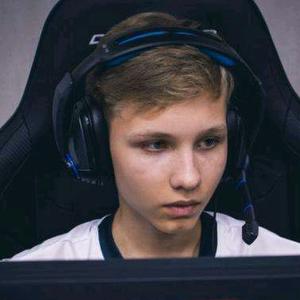 中辅先手 中辅先手