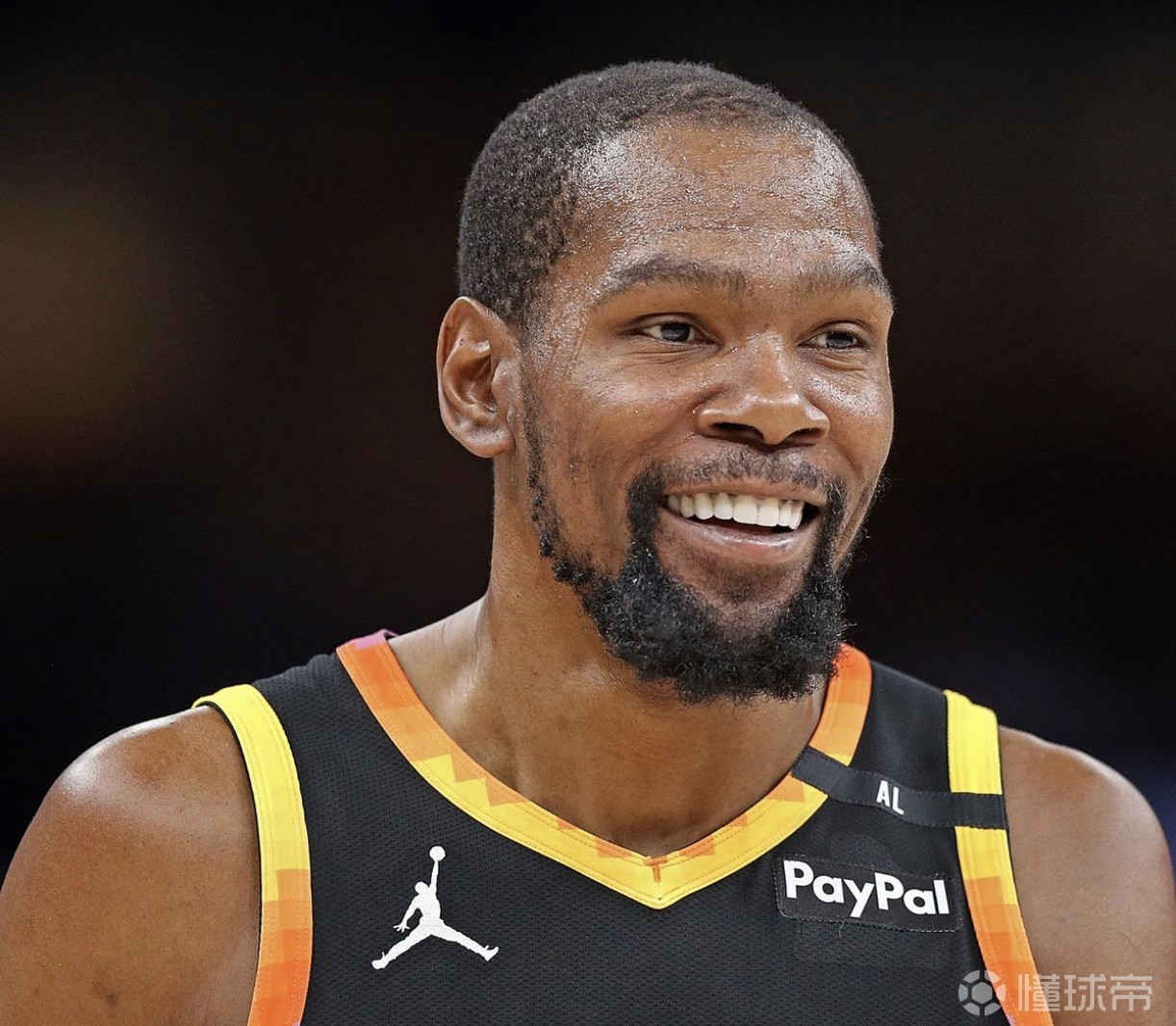 社媒热议迅 社媒热议迅