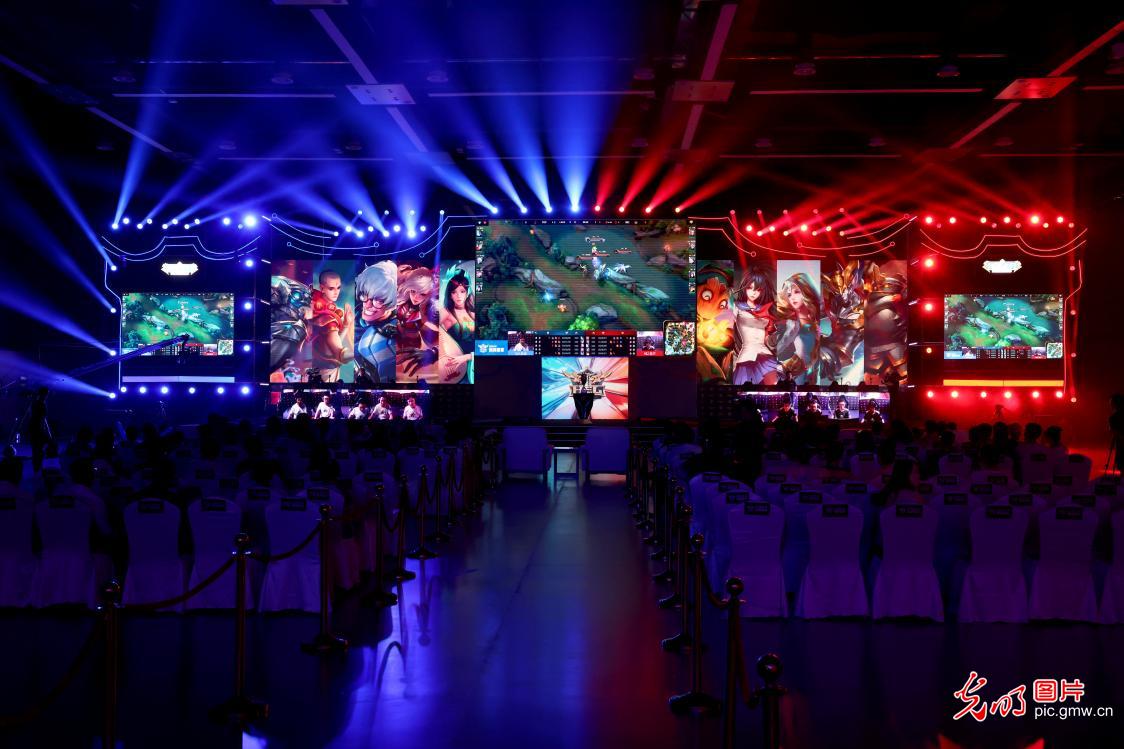 断对手站位 断对手站位